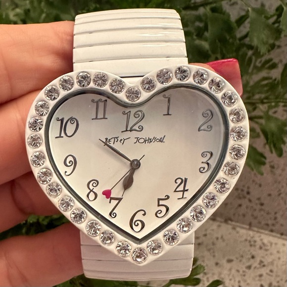 Betsy Johnson white heart shape watch - Picture 2 of 5